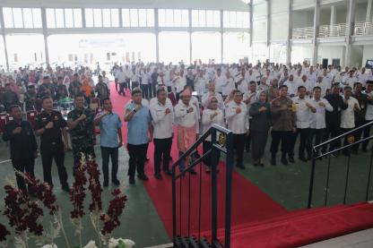 Silaturahmi dengan Masyarakat Labuhanbatu Raya, Pj Gubernur Sumut Sampaikan Tiga Strategi Pengembangan Potensi Ekonomi Kerakyatan